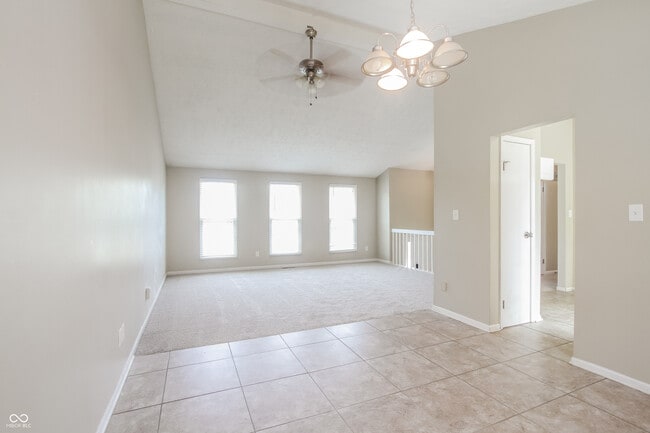 Photo - 5678 Colonist Cir