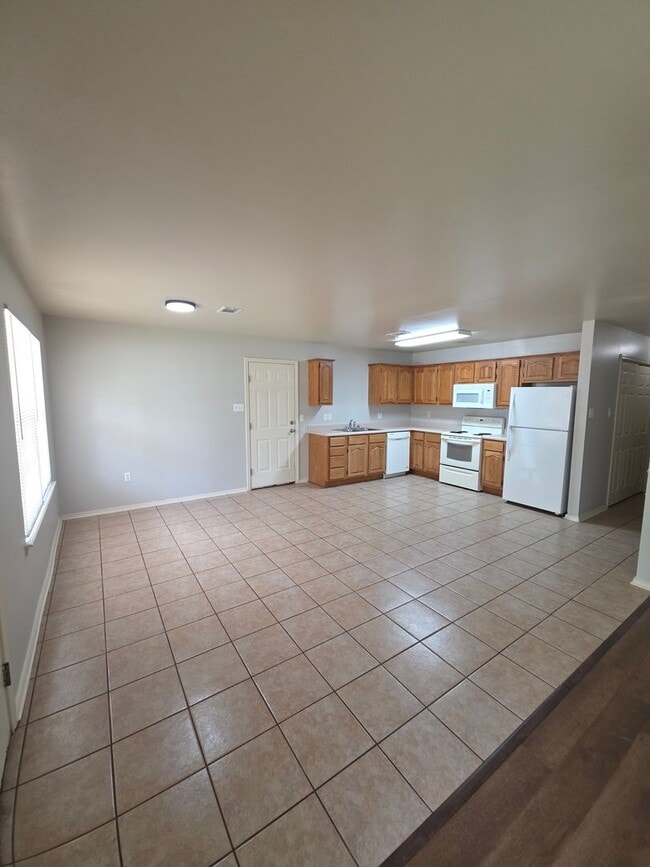 Photo - 108 Poplar St