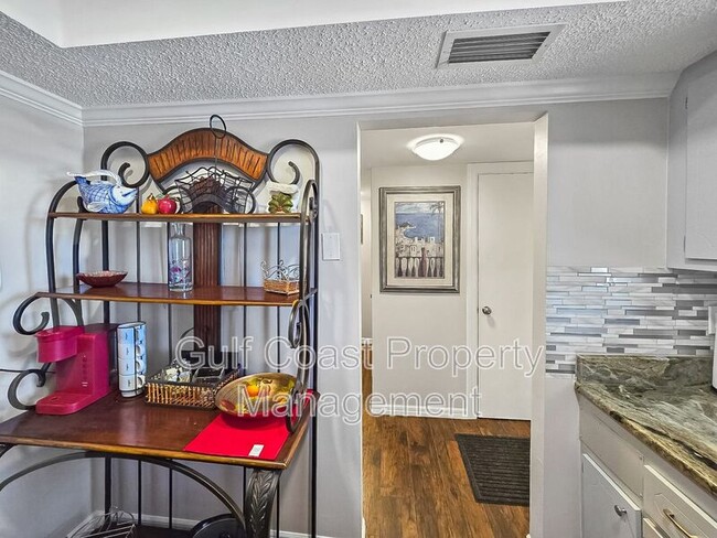 Photo - 3917 Lake Bayshore Dr Unit F307