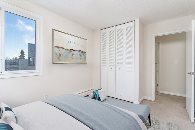 Photo - Hillcrest Place