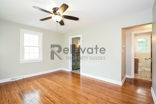 Photo - 1208 W Broadway