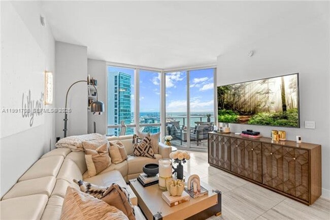 Photo - 851 NE 1st Ave Unit 851 NE 1 Ave # 4307