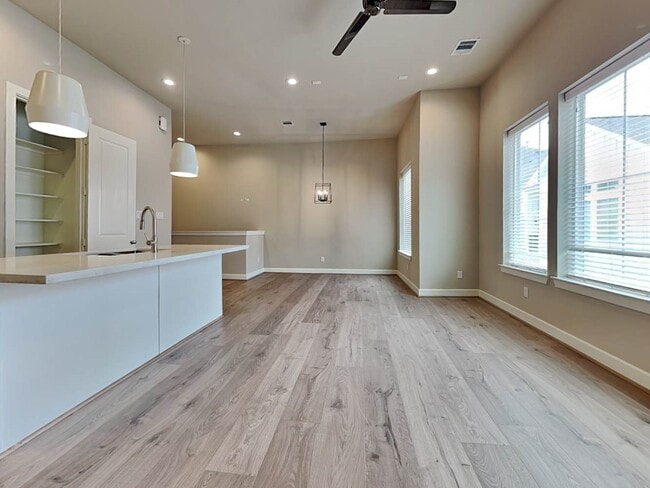 Photo - 6347 Paddington Bnd Dr