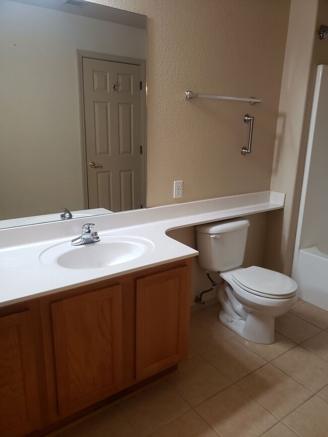Photo - Northwoods Condo - 2 bed / 1 bath with assigned parking