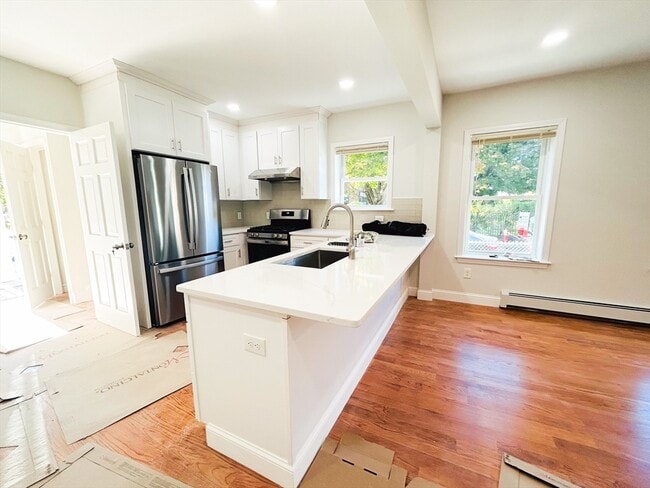 Photo - 27 Waverly St Unit 1