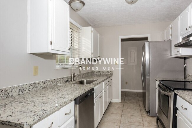 Photo - Beautiful 3 Bedroom Home Ready For Move-In!