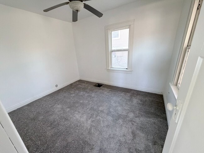 Photo - 2-3 bedroom house for rent in Morningside