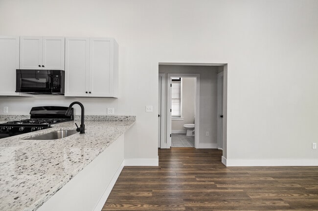 Photo - 424 Chestnut St