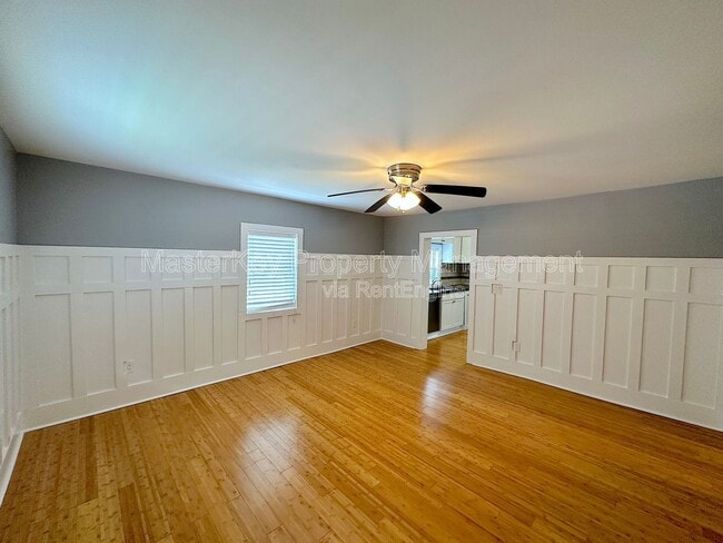 Photo - 212 S State St
