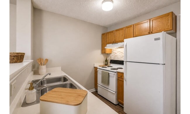 Station 153 Apartment Homes