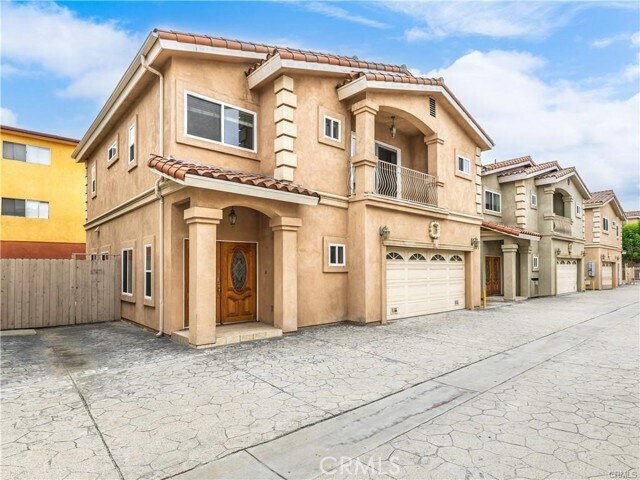 Photo - 14026 Lemoli Ave