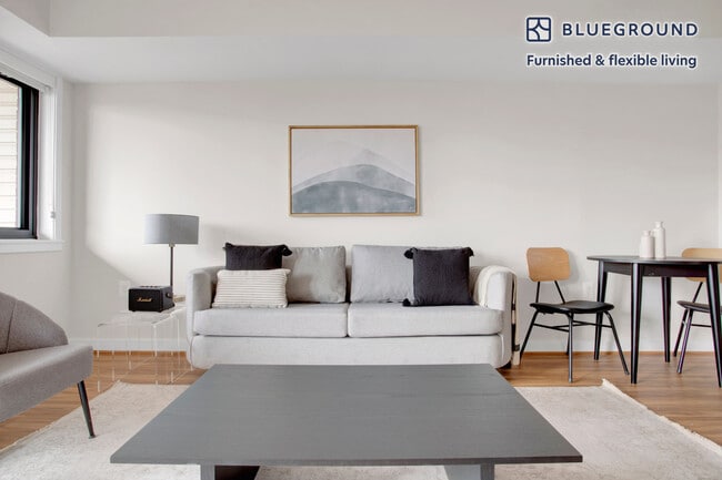 Photo - 2500 Clarendon Blvd Unidad FL7-ID393