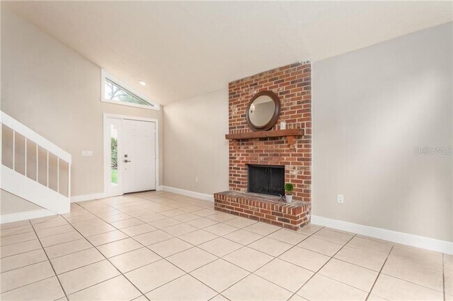 Photo - FIRST MONTH FREE - Beautiful remodeled 2 ...