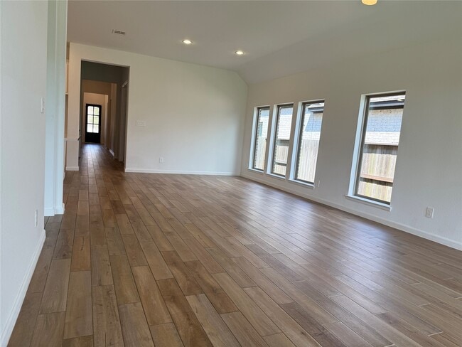 Photo - 4942 Hitchings Ct