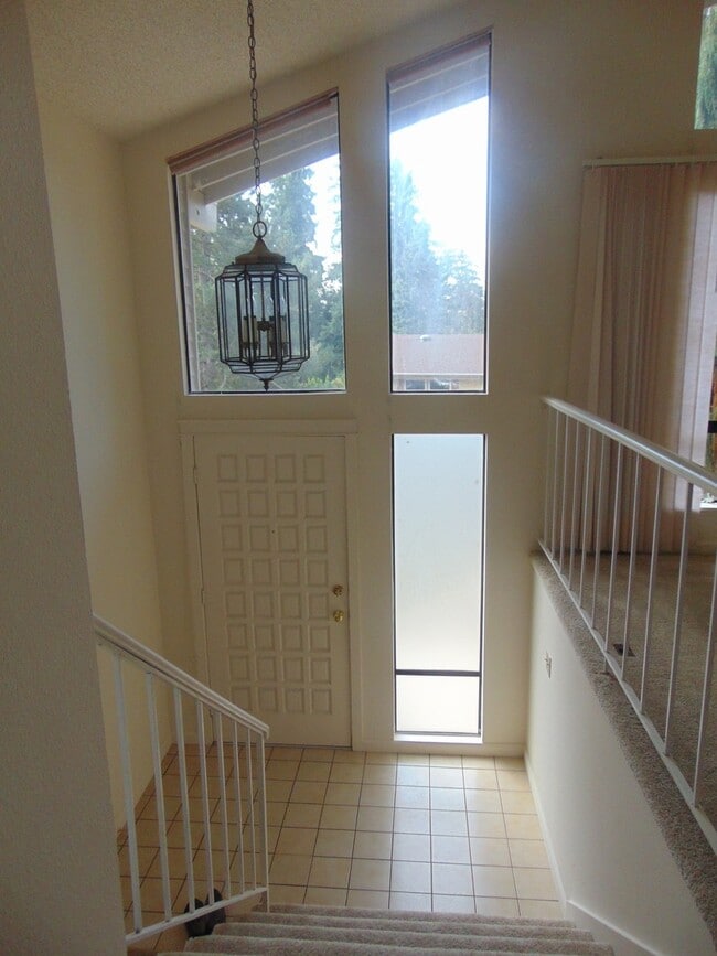 Photo - Great 4BR 2.5BA Split Entry Home in Quiet Forest Park Neighborhood