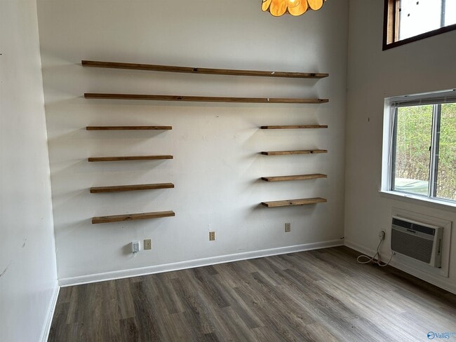 Photo - 1422 Humes Ave NE Unit B