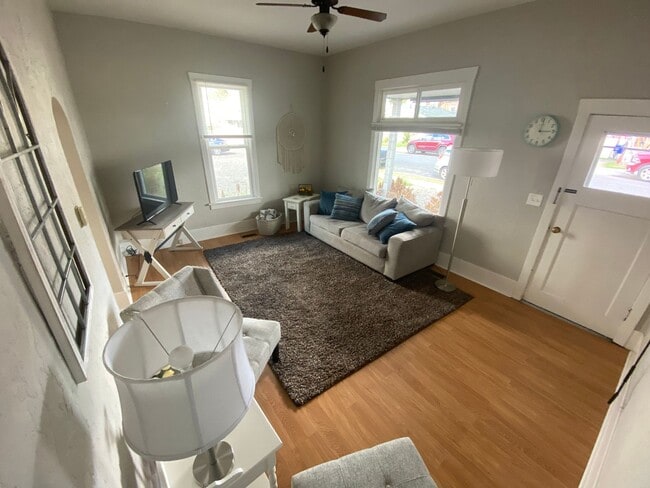 Photo - Helmich Duplex Unit 214