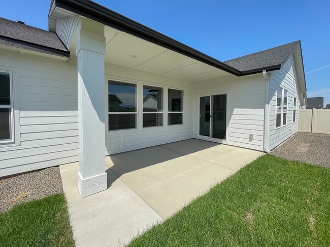 Photo - 12633 Dovekie St