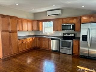 Photo - 204 Vanderbilt Ave