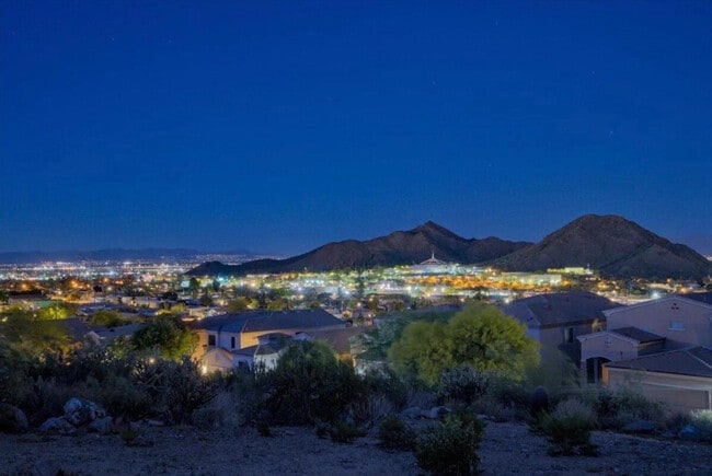 Photo - 1823 E Windrose Dr