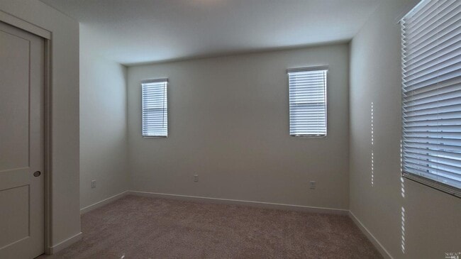 Photo - 2402 Indigo Dr