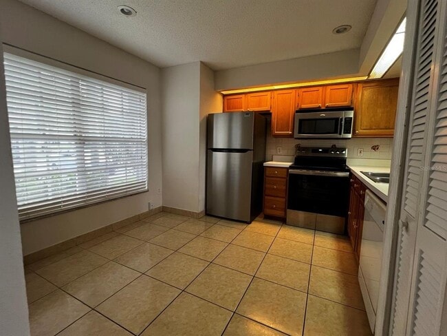 Photo - 14426 Island Cove Dr