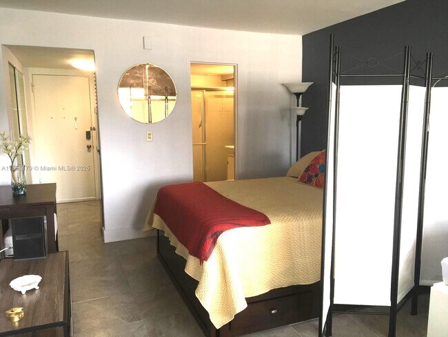 Building Photo - 6484 Indian Creek Dr Unit 135 Rental