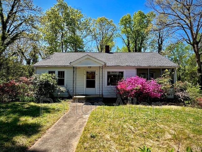 Photo - 93 Raleigh Rd House