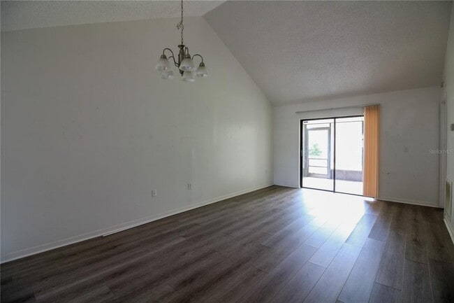 Photo - 1040 Harden Ct