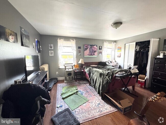 Building Photo - 2228 Fairmount Ave Rental