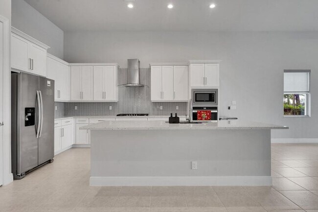 Photo - 12582 Nautilus Cir