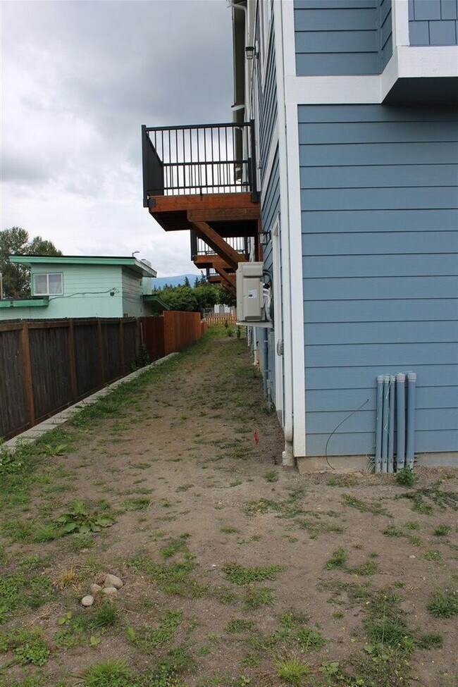 Photo - 2 bedroom 2 bathroom Brand New Triplex! Unit B