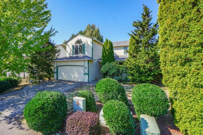 Building Photo - 6416 NE 163rd Ave Rental