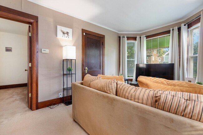 Photo - 511 S 3rd St