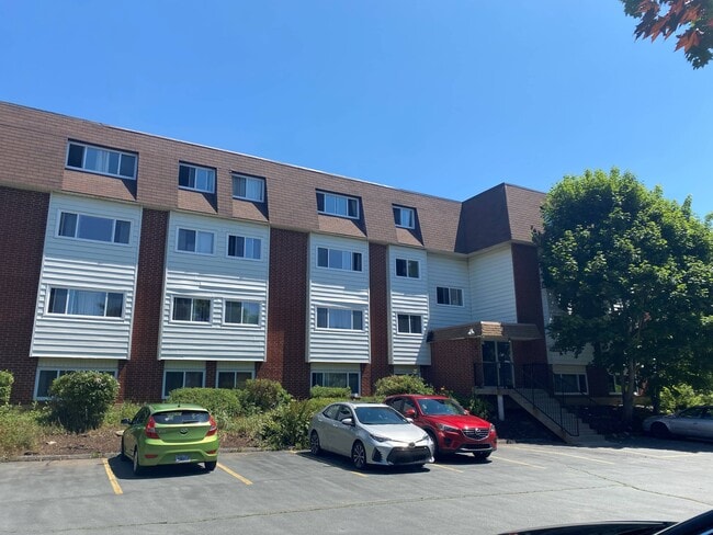 Photo - 1 Glenview Drive