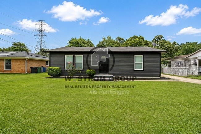 Building Photo - 136 Arthur Dr