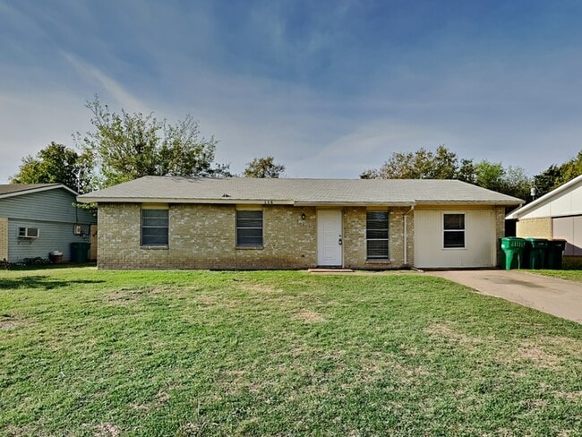 Building Photo - 116 Yorkshire Dr Rental