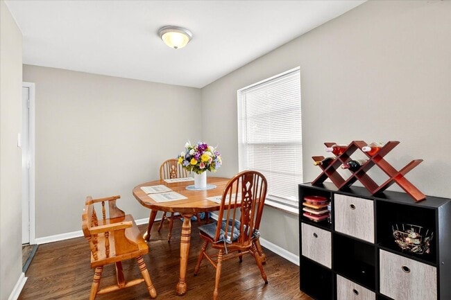 Photo - 8106 Fawn Ave