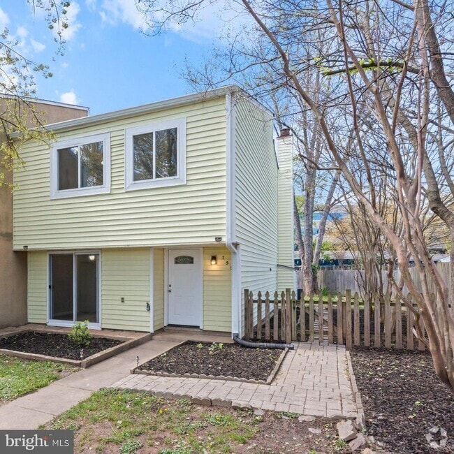 Building Photo - 759 Palmer Dr Rental