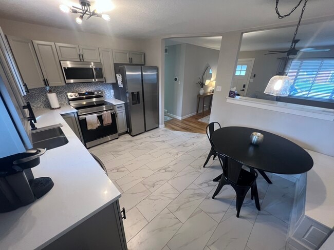 Photo - 11867 Keough Dr Unit Upstairs