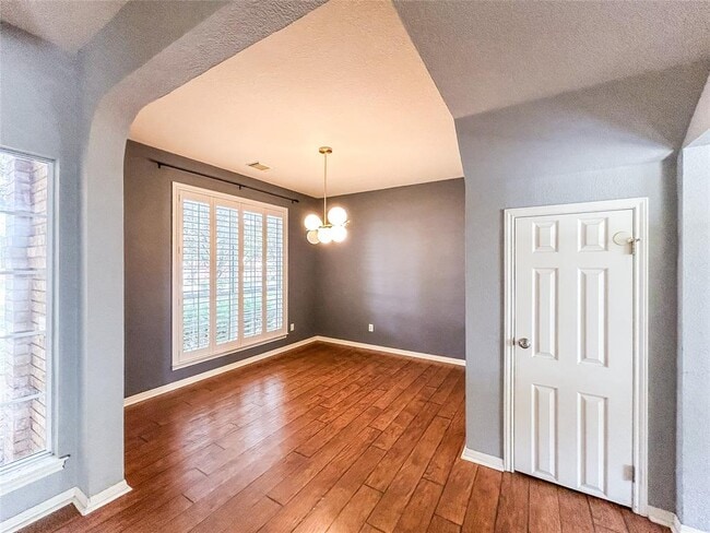 Photo - 1745 Dapplegrey Ln
