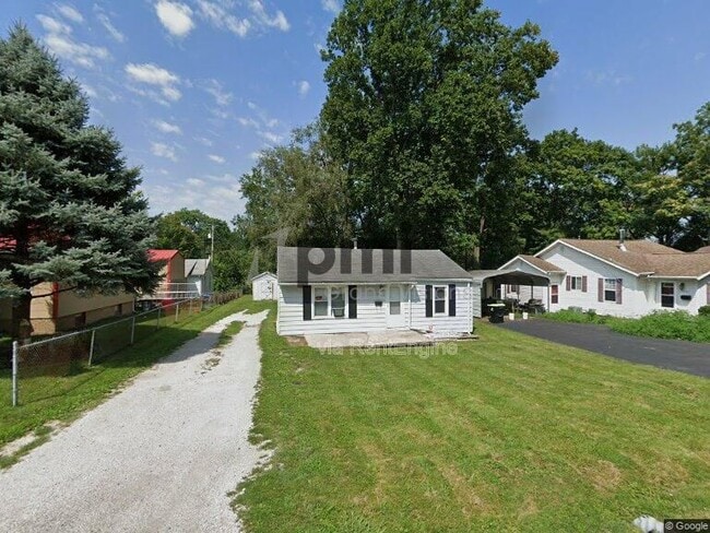 Building Photo - 1021 N 35th St