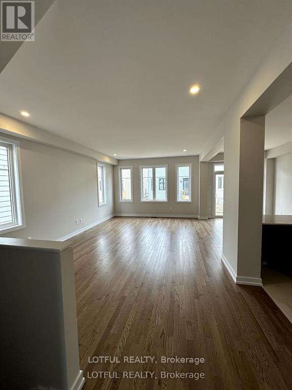 Photo - 953 Seagrave Ln