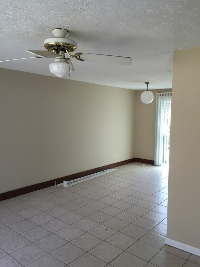 Photo - 3544 Exeter Ct