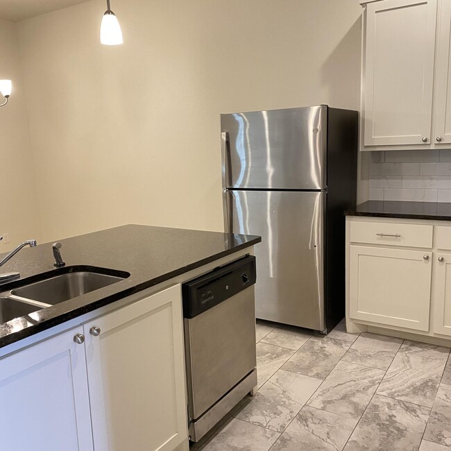 Photo - 5714 Lehigh St