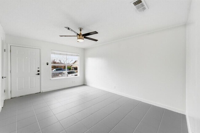 Photo - 3408 Dolphin Dr