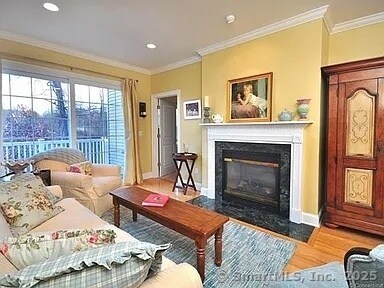 Photo - 33 Bradford Walk Unit 33