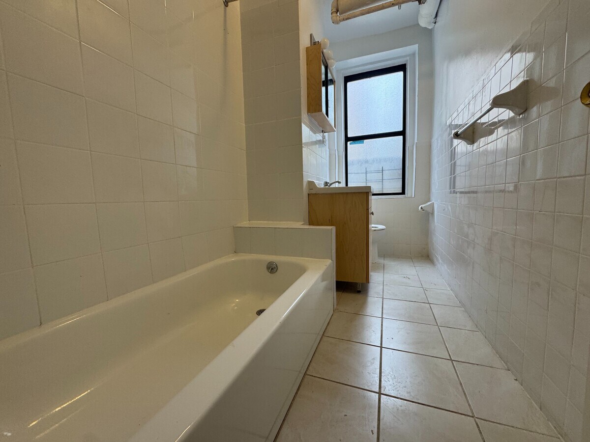 Photo - 38-48-48 Sickles St Unit 7