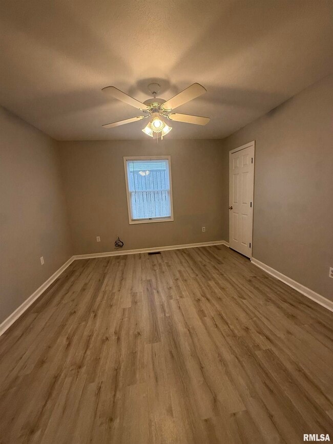 Photo - 212 Eagle Ridge Dr