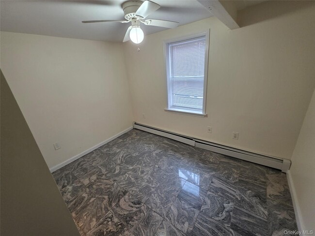 Photo - 42 Hasbrouck St Unidad A